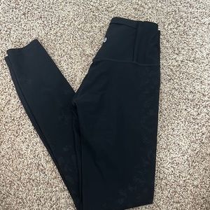 Lululemon mapped out high-rise leggings in camo black/graphite grey